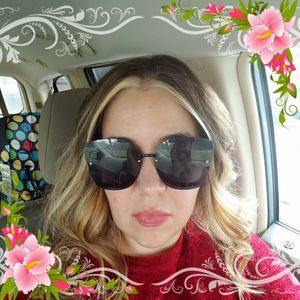 Meet your Posher, Errica